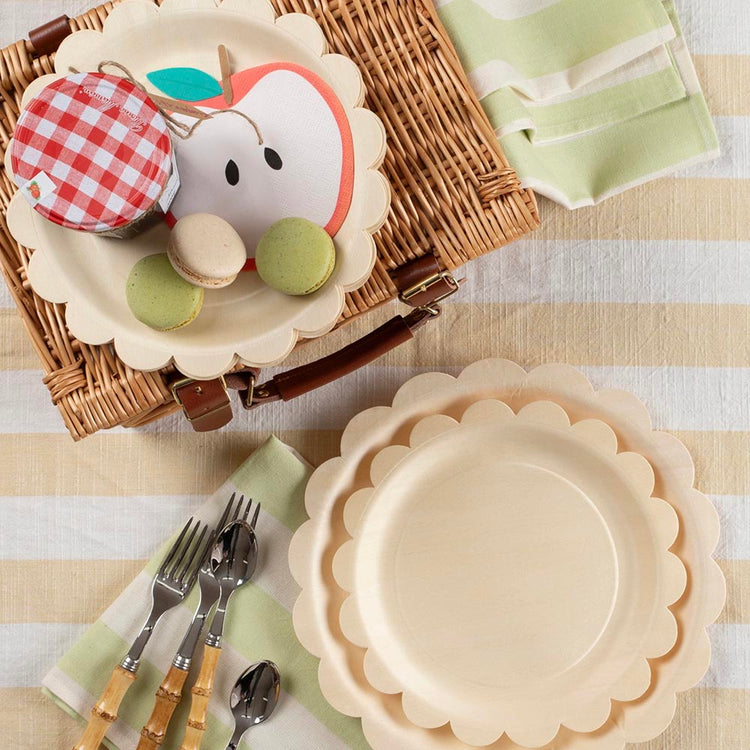 DĂ©co fĂȘte : serviettes en forme de pomme rouge