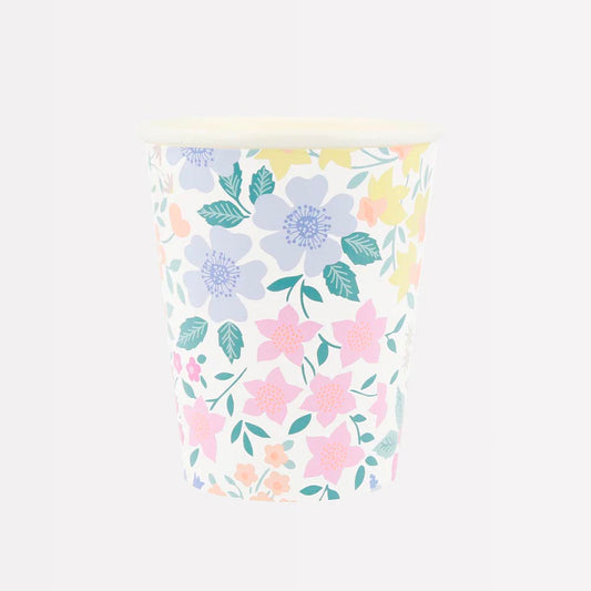 Gobelets jetables fleurs cottage, vaisselle champêtre
