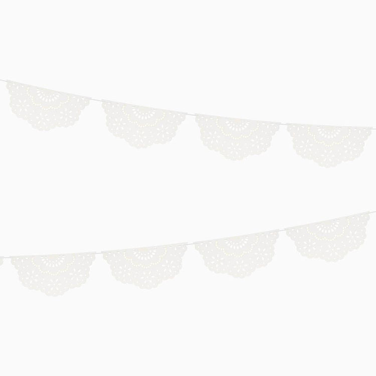 Guirlande dentelle blanche, Ă©lĂ©gance pour mariage et fĂȘte