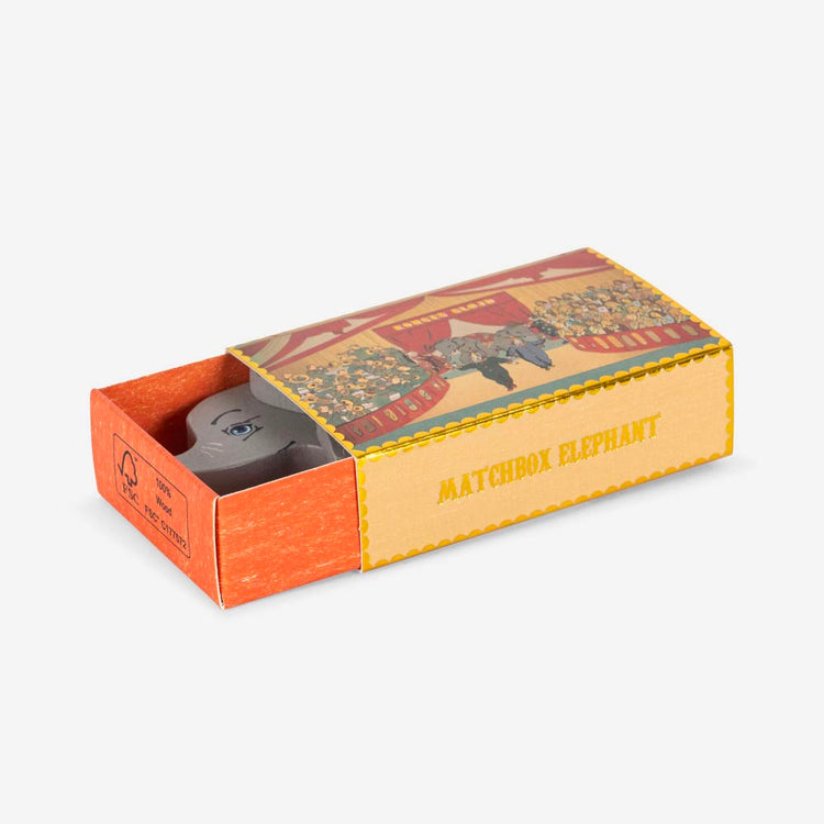 Eléphant en bois décoration anniversaire safari enfant