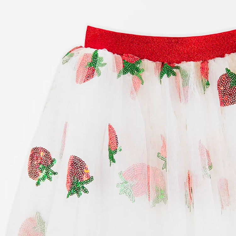 Jupe avec fraises parfait pour se déguiser lors d'un anniversaire