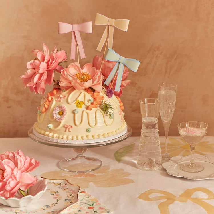 8 assiettes en carton lapin fleuri : deco de table anniversaire
