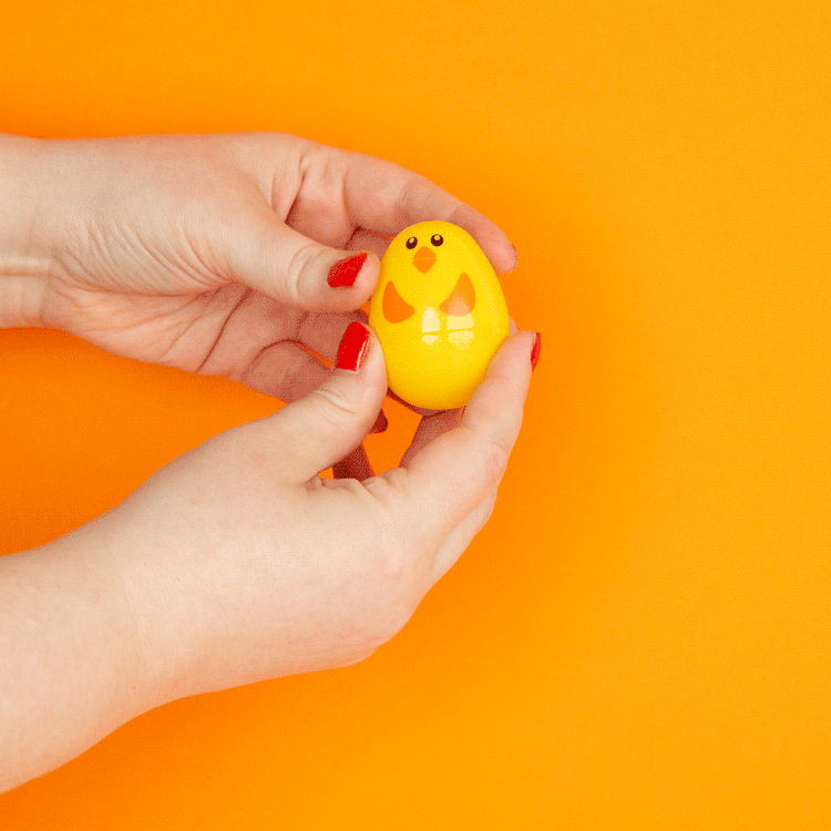 8 capsules poussins, contenants rigolos pour chasse aux œufs