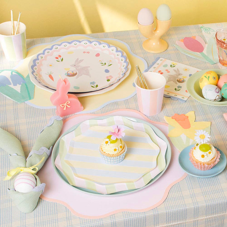 Gobelets rayés pastel, parfaits pour anniversaire pastel