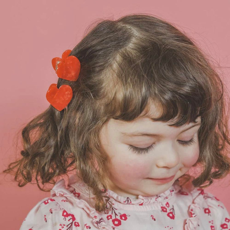 1 mini pince à cheveux coeur : idee cadeau anniversaire fille