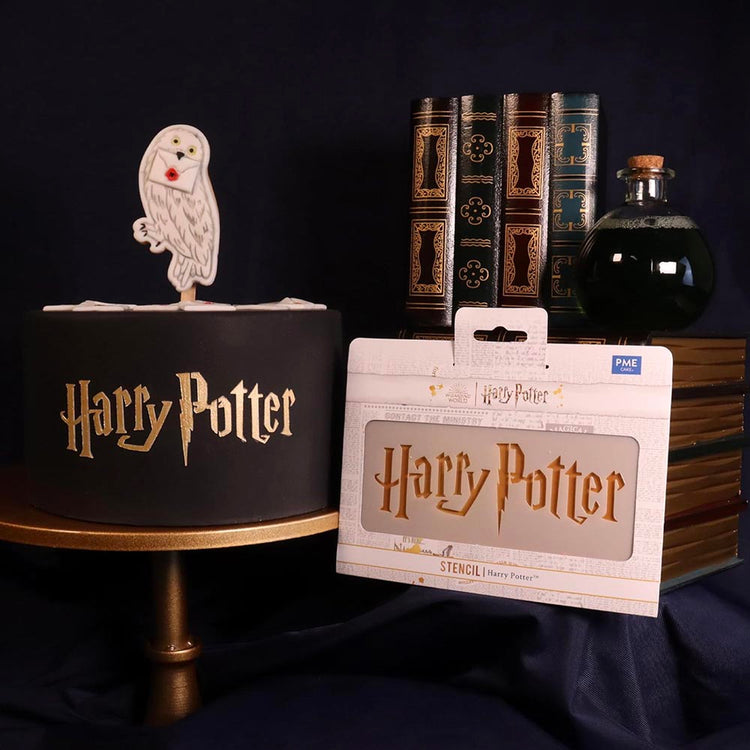 Anniversaire Harry Potter : pochoir HP pour gateau d'anniversaire