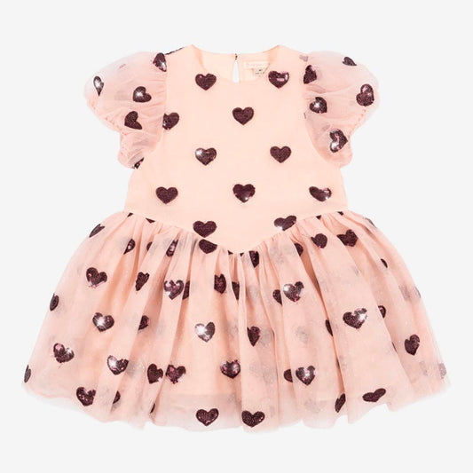 Robe de princesse rose coeurs rouges : idée cadeau anniversaire enfant