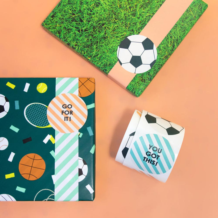 Papier cadeau sports, idéal pour un fan de sport