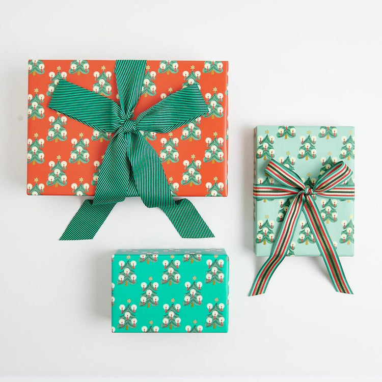 Ruban diagonales vertes : emballage cadeaux de Noël