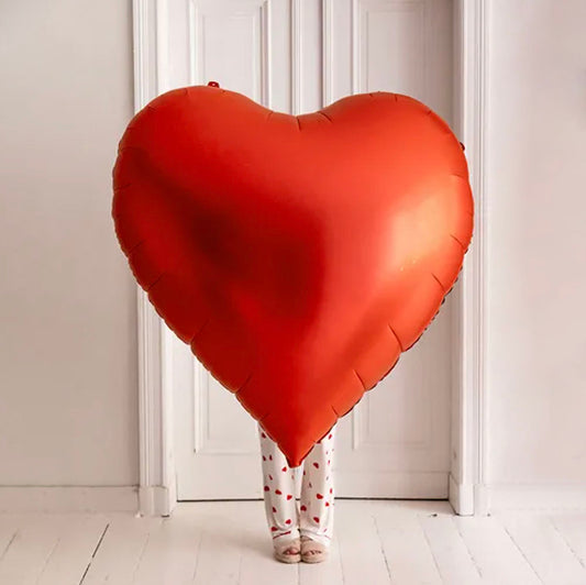 Ballon coeur rouge gigantesque à offrir pour la Saint-Valentin