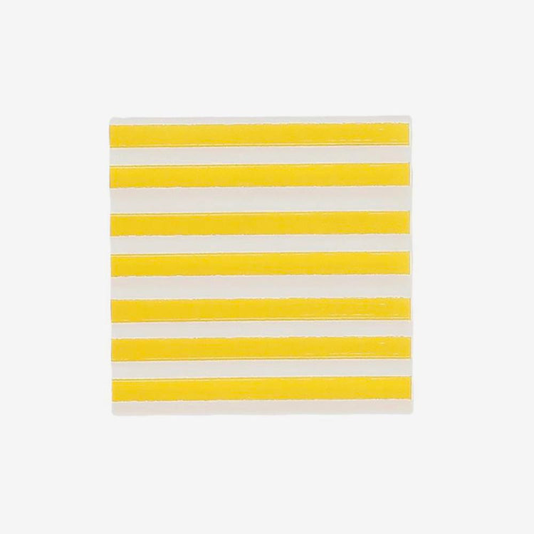 Serviettes jaunes rayées pour anniversaire lumineux