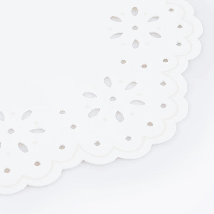 Serviettes imprimé broderie, chic pour table de d'anniversaire