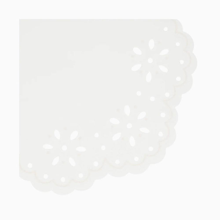 Serviettes imprimĂ© broderie anglaise, chic pour table de fĂȘte