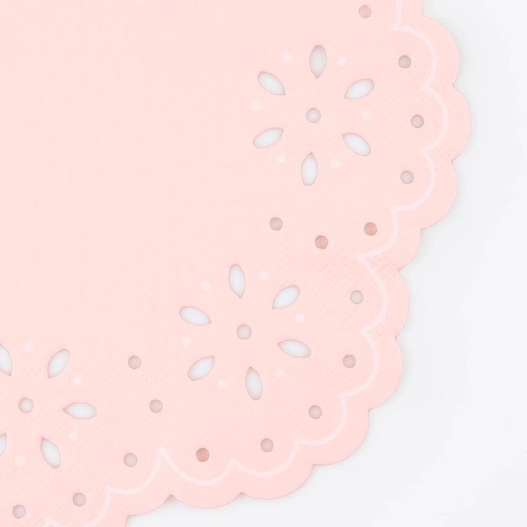 Serviettes rose pastel, touche romantique pour table de fĂȘte