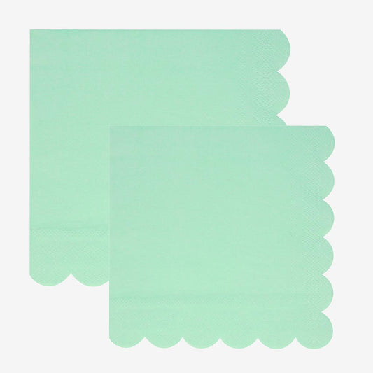 Serviettes en papier vert d’eau, parfaite pour un baptème