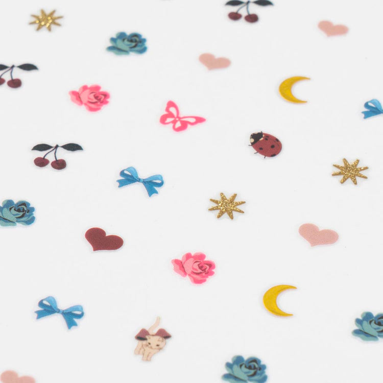 Stickers d'ongles chaton : idée cadeau de Noël ou calendrier de l'avent enfant