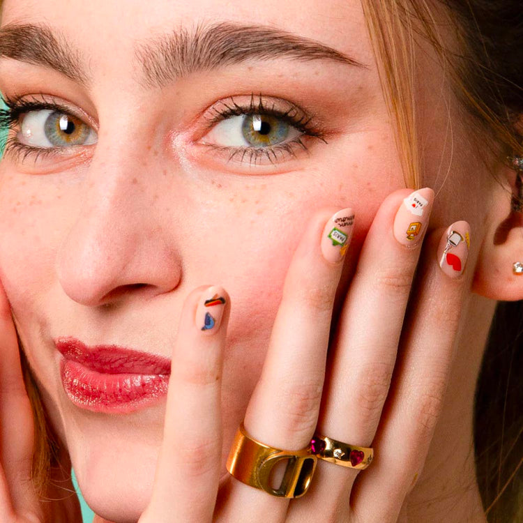 Nail art Parisien à offrir lors d’un anniversaire fille