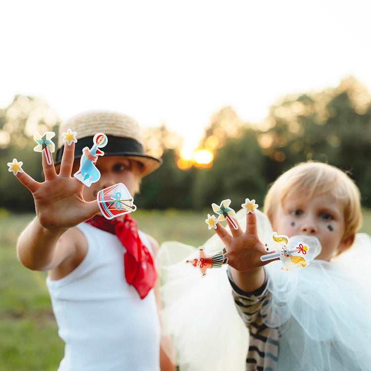 Planche stickers cirque colorĂ©s pour bricolage de fĂȘte