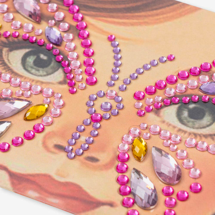 Bijoux visage papillon : maquillage anniversaire papillon