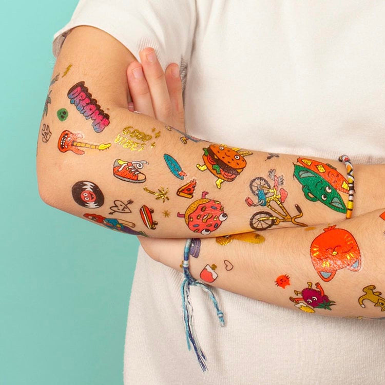 2 planches de tatouages surf & skate - deco de table plage