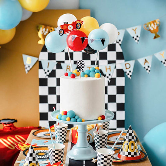 Cake topper ballons et voiture : decor gateau thème voiture