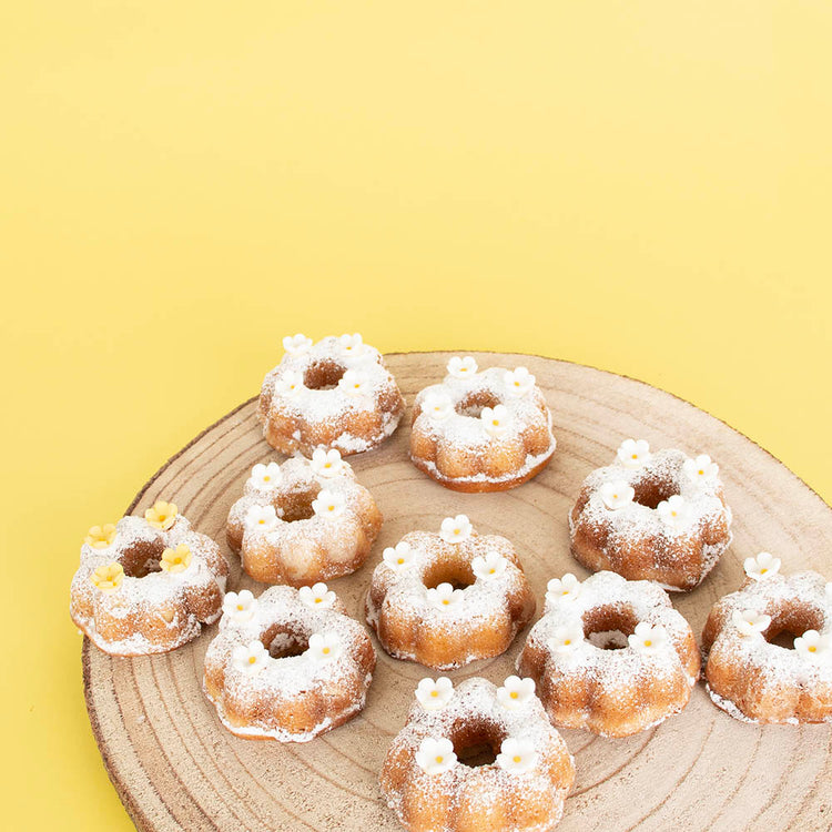Moule à gâteau fleurs pour gateau anniversaire chic et original