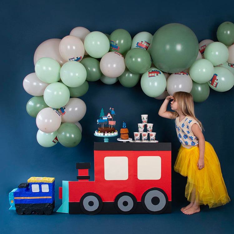 5 ballons train pour habiller son intérieur pour anniversaire