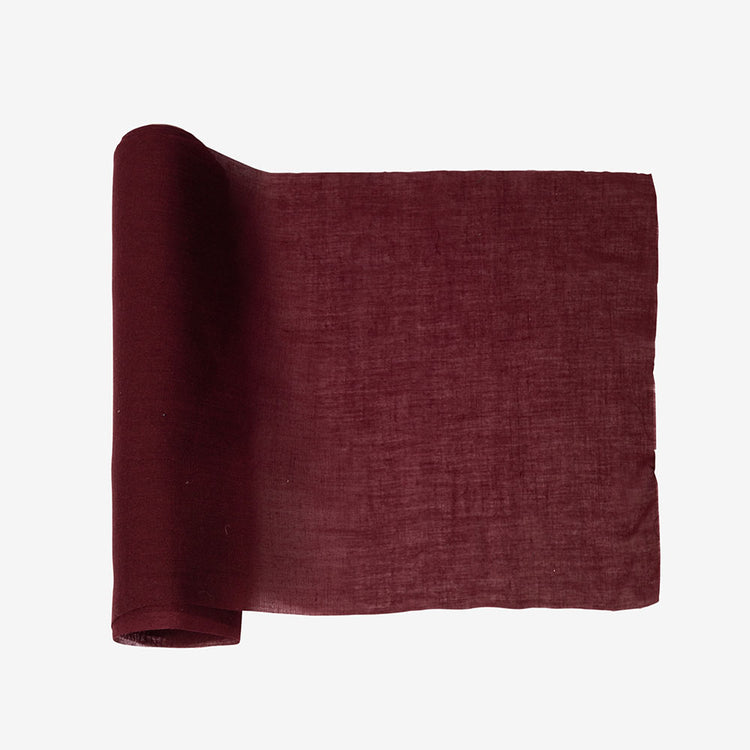 Chemin de table rouge marsala pour decoration de mariage bohème terracotta