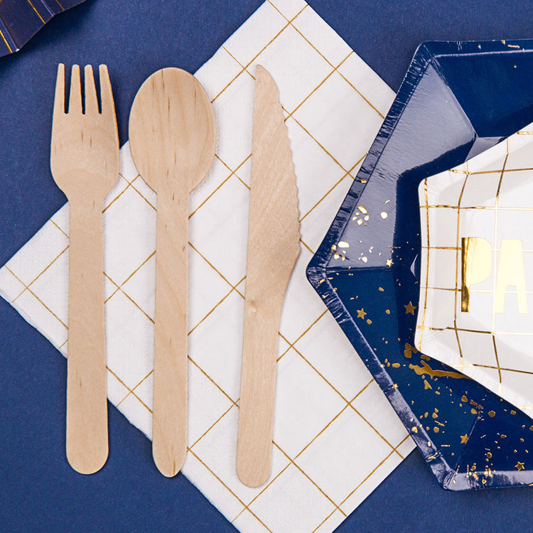 Couverts de tables ecoresponsables 18 couverts en bois ecologique et recyclables