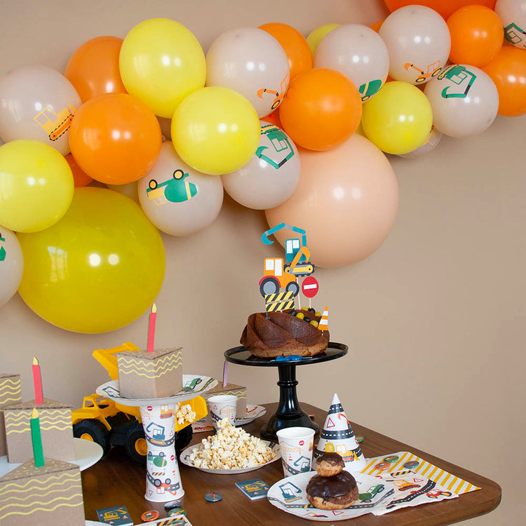 Serviettes chantier pour decoration de table anniversaire enfant