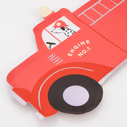 Assiettes camion de pompier idéales pour une table d'anniversaire pompier