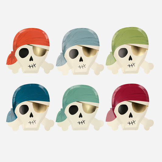 Déco anniversaire pirate : assiettes tete de mort pour anniversaire pirate