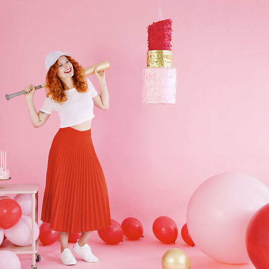 deco evjd, deco 30 ans rose abec ballons roses et rouges et pinata rouge à levre