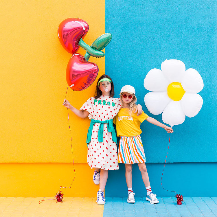 Ballon cerise, ballon marguerite pour decoration anniversaire fille