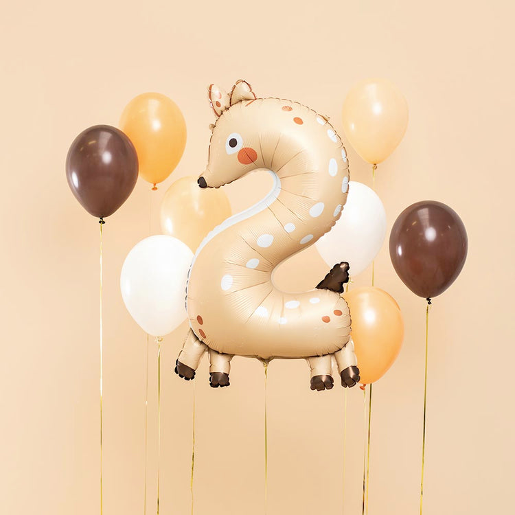 Ballons de baudruchue et ballon chiffre 2 pour anniversaire foret