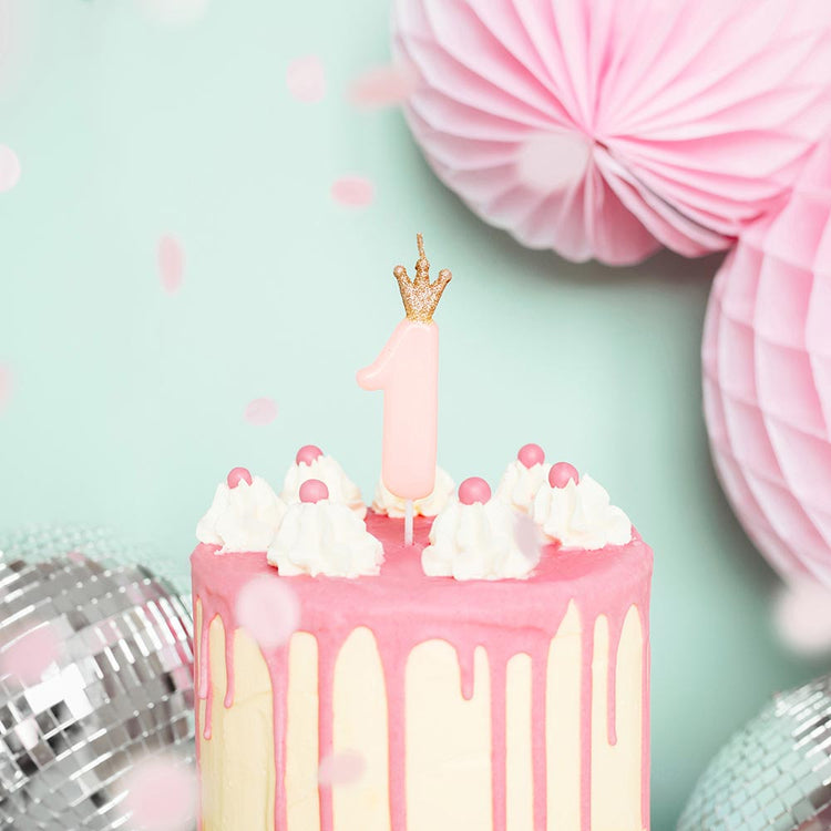 Anniversaire 1 an fille : gateau anniversaire avec bougie 1 rose