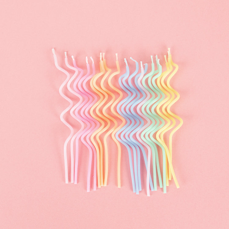 Anniversaire fille : bougies colorees claires pour gateau
