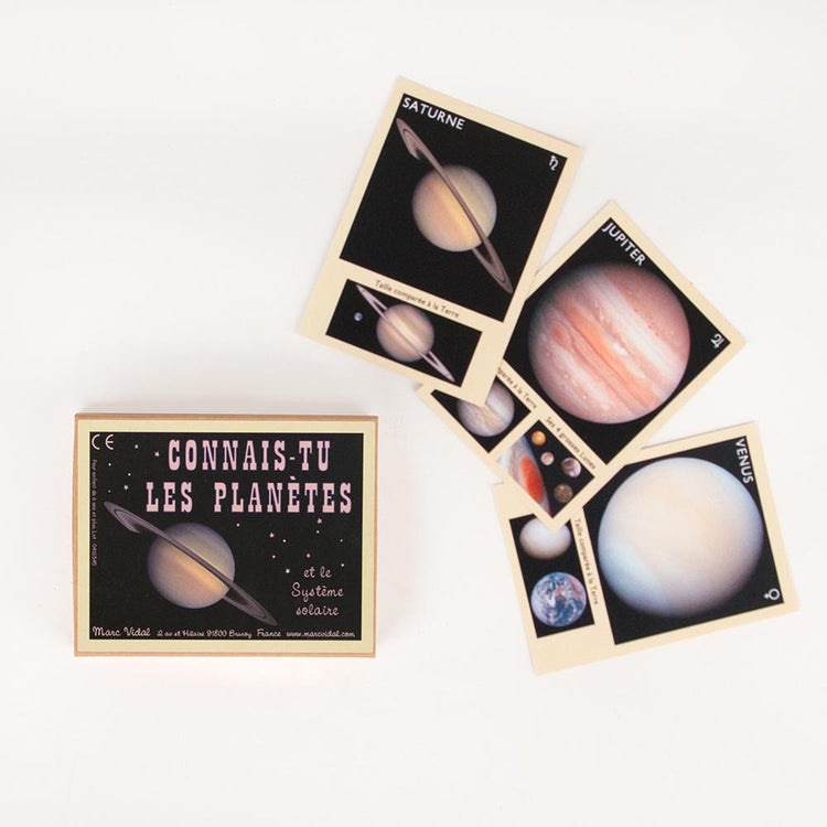 Des petites cartes éducatives, pour apprendre à reconnaitre les planètes