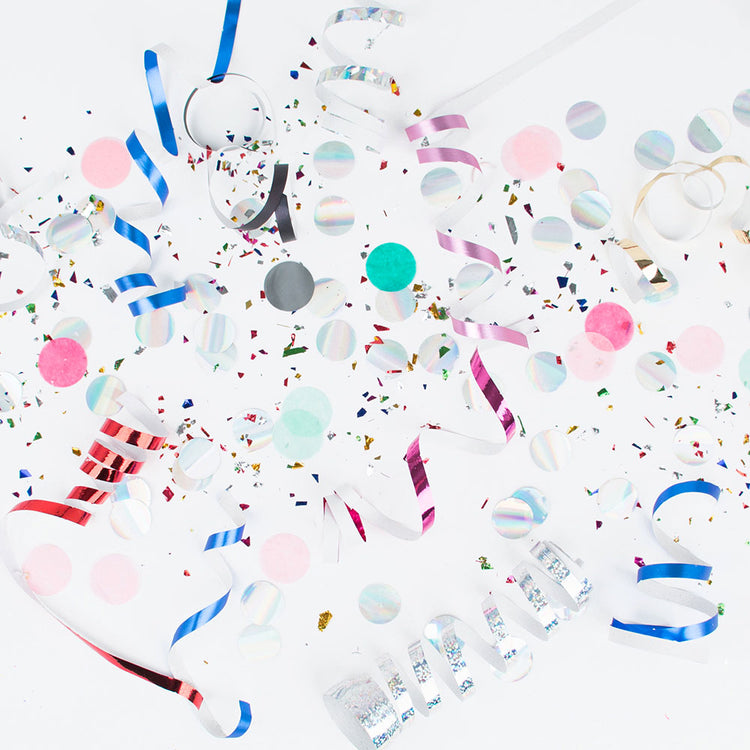 Cotillons indispensable d'une fête anniversaire : confettis, serpentins...