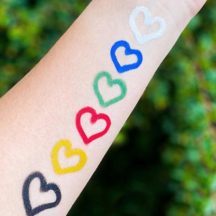 Crayons multicolores namaki pour maquillage enfant bio