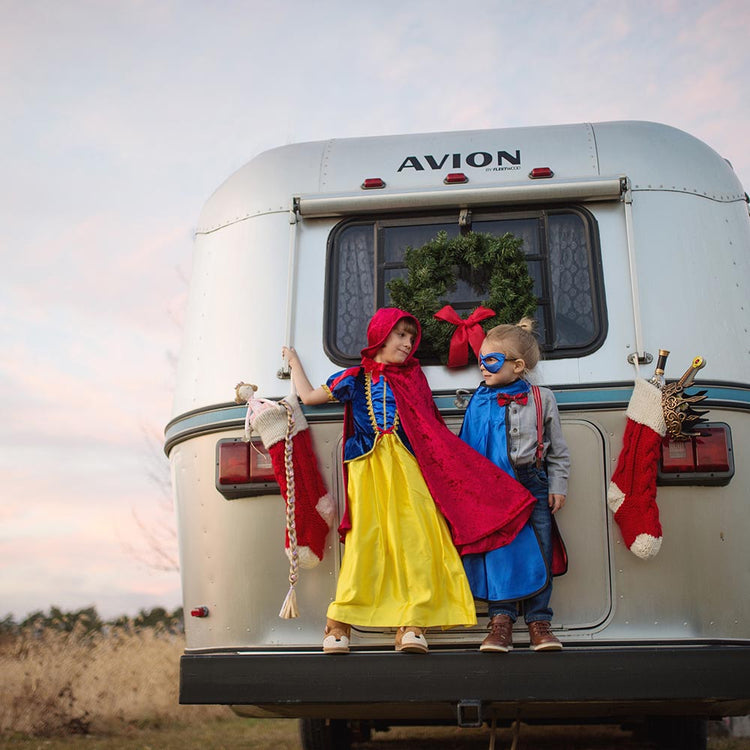 Deguisement super héros et deguismeent blanche neige