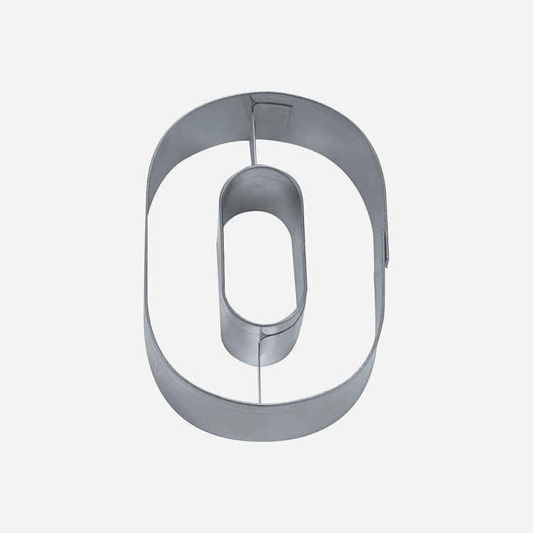 Emporte pièce pour décoration de gateau anniversaire forme chiffre 0