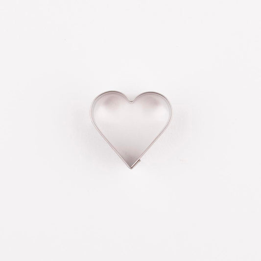 Emporte-pièce coeur pour gateau anniversaire coeur ou sablé de saint-valentin