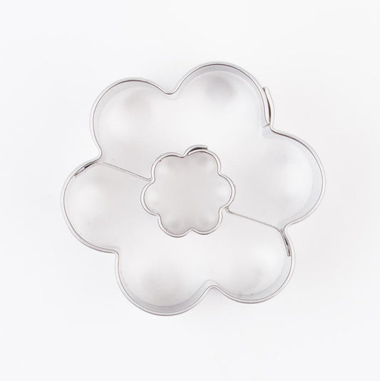 Emporte-pièce Fleur trop mignon pour une décoration fleurie ou baby shower