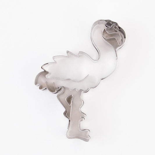 Emporte pièce flamant rose pour petits sablés d'anniversaire tropical