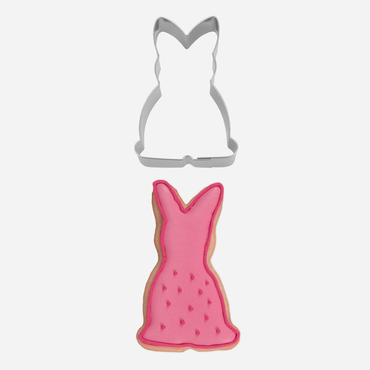 Decoration gateau anniversaire paques original : emporte piece lapin
