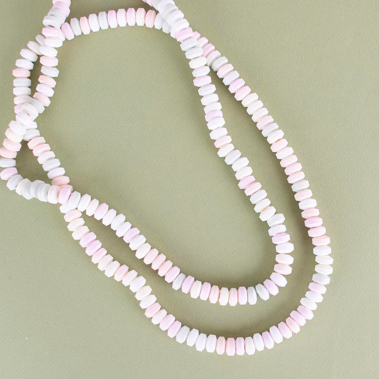 1 grand collier de bonbons à glisser en surprise dans une pinata