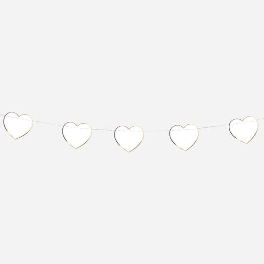 Guilande coeurs blancs et dorés : deco mariage, deco bapteme