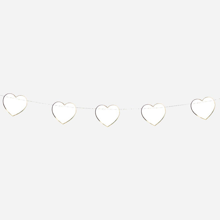 Guilande coeurs blancs et dorés : deco mariage, deco bapteme