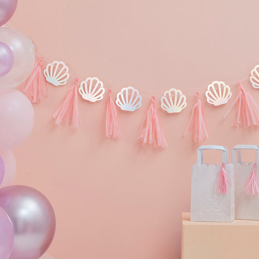 Idées de décorations pour un anniversaire sirene irisé pour fille